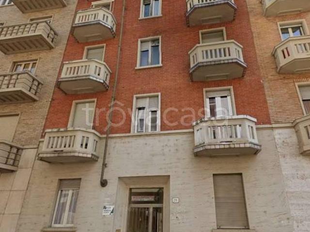 Trilocale in vendita a Torino via Zumaglia, 78, Parella