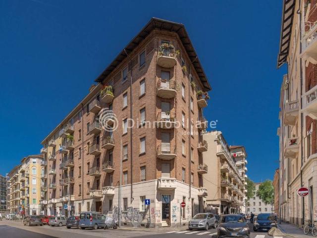 Trilocale in vendita a Torino, Aurora