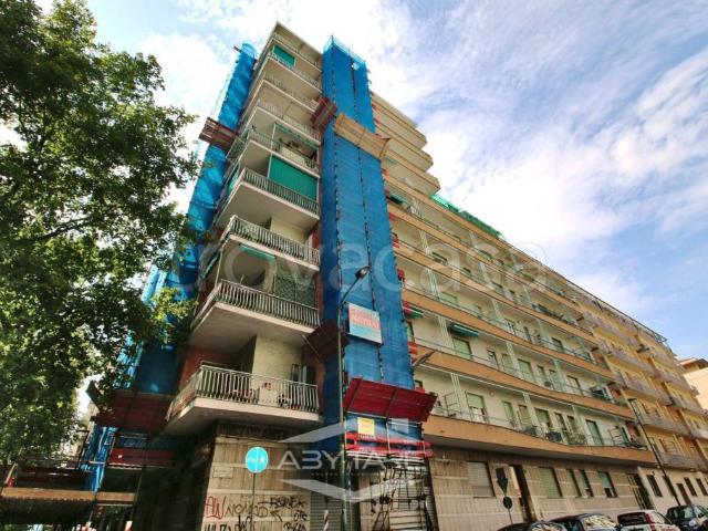 Trilocale in vendita a Torino corso Traiano, 17, Lingotto
