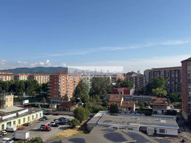 Trilocale in vendita a Torino corso Grosseto, 209, Madonna di Campagna