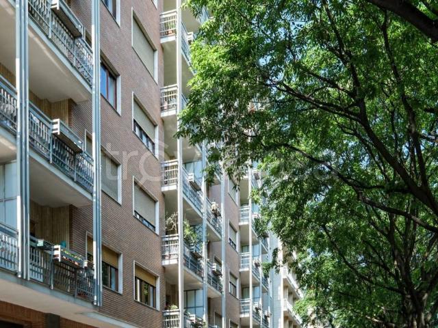 Trilocale in vendita a Torino corso Sebastopoli, 49, Lingotto