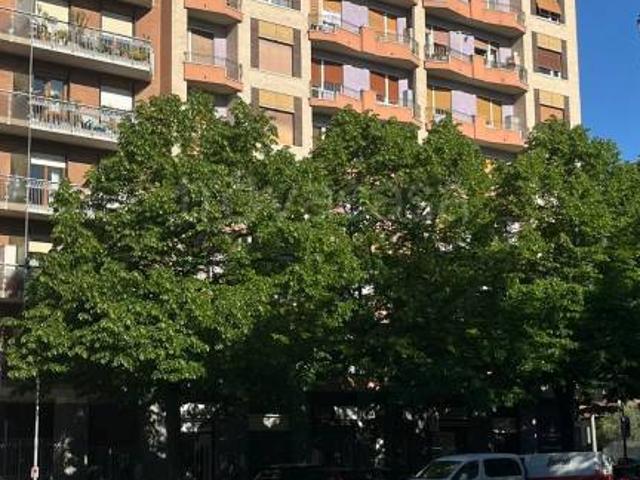 Trilocale in vendita a Torino piazza Pitagora, 18, Mirafiori Nord