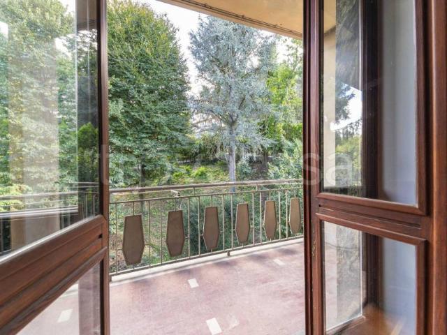 Trilocale in vendita a Torino strada del Ponte Verde