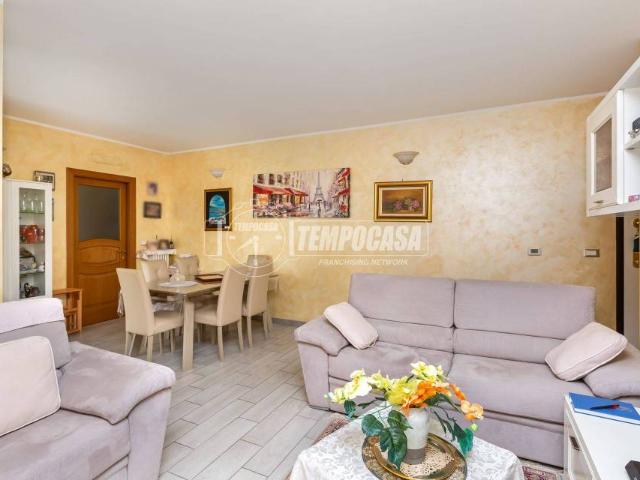 Trilocale in vendita a Torino strada della Verna, Barca