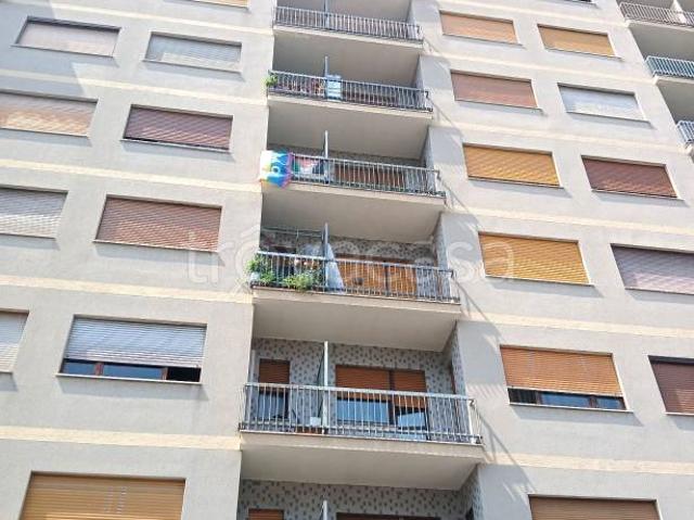 Trilocale in vendita a Torino strada Lanzo, 183, Barriera di Lanzo
