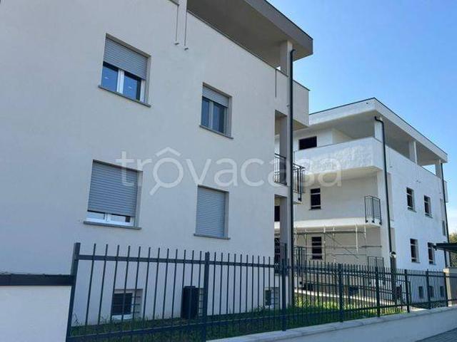 Trilocale in vendita a Torrevecchia Pia via Remo Massara