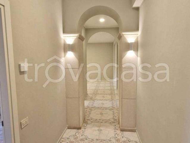 Trilocale in vendita a Trani piazza Dante Alighieri