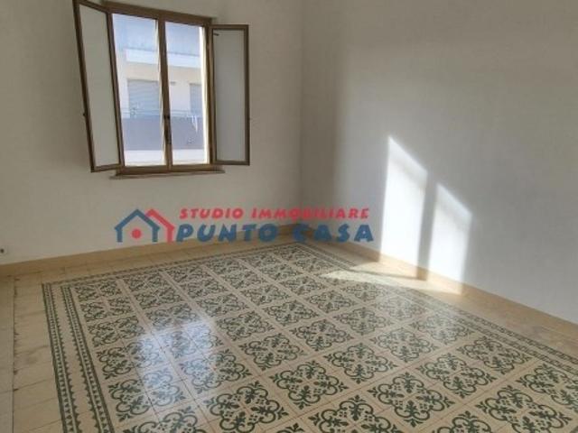Trilocale in vendita a Trapani via ravidã