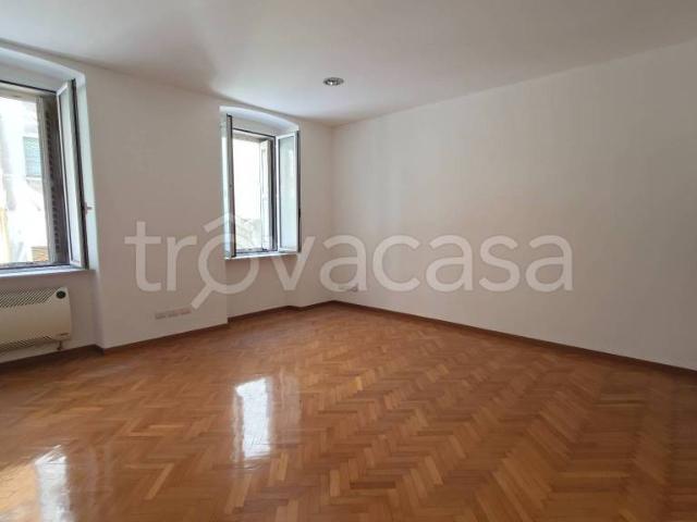 Trilocale in vendita a Trieste, Settefontane