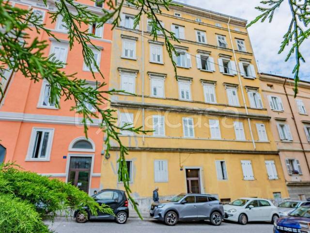 Trilocale in vendita a Trieste via dei Bonomo, 1, Cologna Università