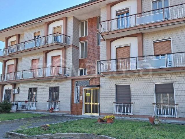 Trilocale in vendita a Tronzano Vercellese via Duca d'Aosta, 2
