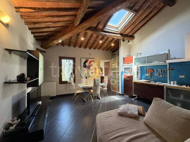 Trilocale in vendita a Uzzano via Villa del Vescovo, 17, Santa Lucia