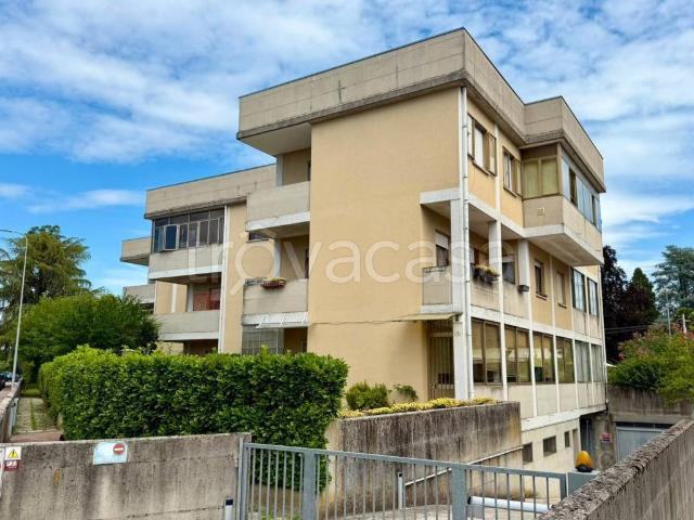 Trilocale in vendita a Udine via Soffumbergo, 23, Ospedale