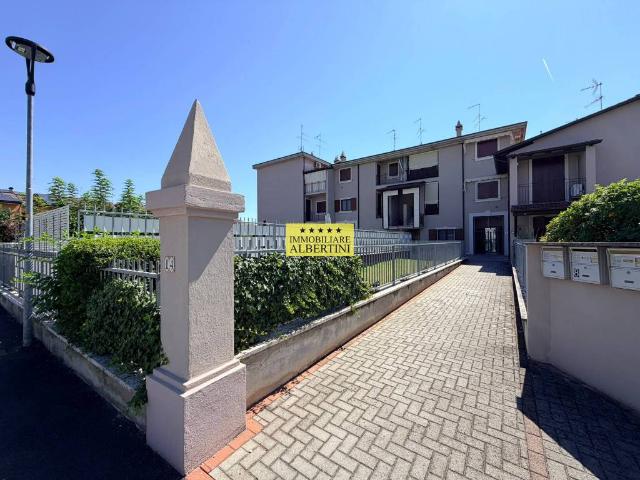 Trilocale in vendita a Valeggio sul Mincio via Adige