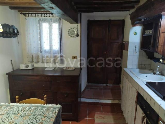 Trilocale in vendita a Vallerona, Roccalbegna