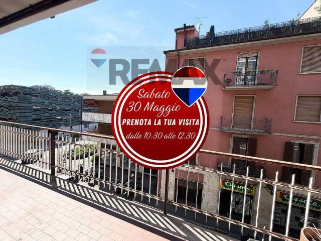 Trilocale in vendita a Varese via staurenghi, 28, Centro città