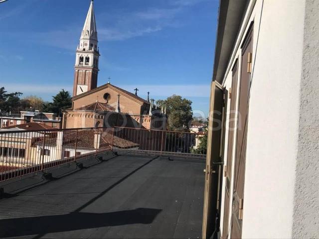 Trilocale in vendita a Venezia, Carpenedo Bissuola