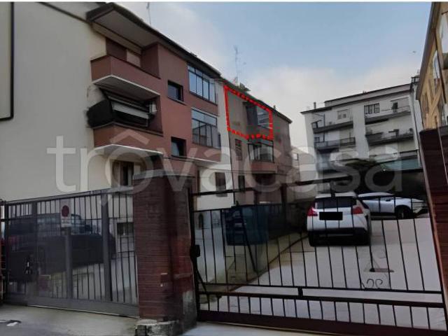 Trilocale in vendita a Venezia via Rubicone, 21, Carpenedo Bissuola