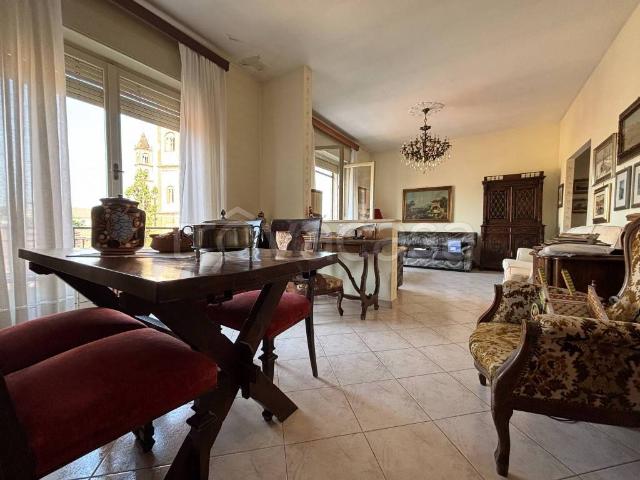 Trilocale in vendita a Vercelli via Brighinzio, 16
