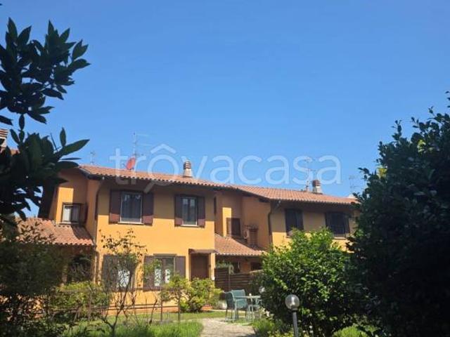 Trilocale in vendita a Vergiate via Ronchetti, 15, Corgeno