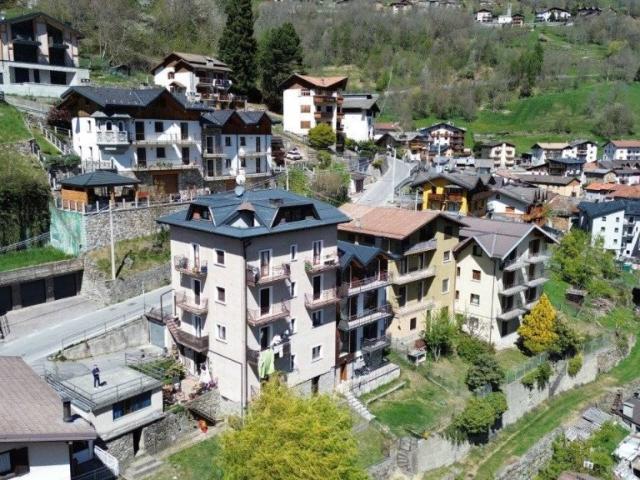 Trilocale in vendita a Vezza d'Oglio via Dante Alighieri