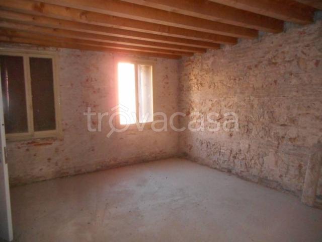 Trilocale in vendita a Vicenza, Centro città