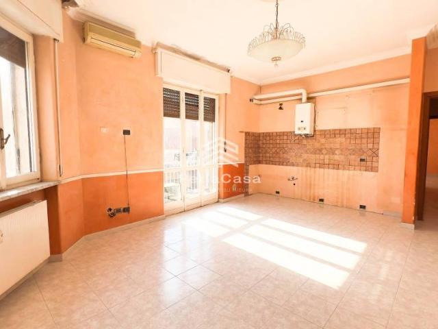 Trilocale in vendita a Vigevano via San Giovanni, 34