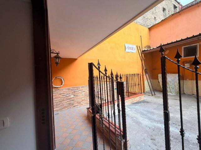Trilocale in vendita a Villaricca corso Giacomo Matteotti