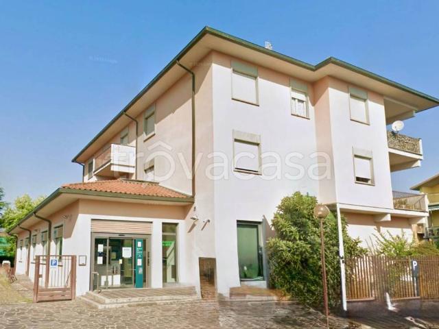 Trilocale in vendita a Villongo via Vincenzo Bellini