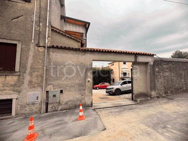 Trilocale in vendita a Vittorio Veneto via San Fris