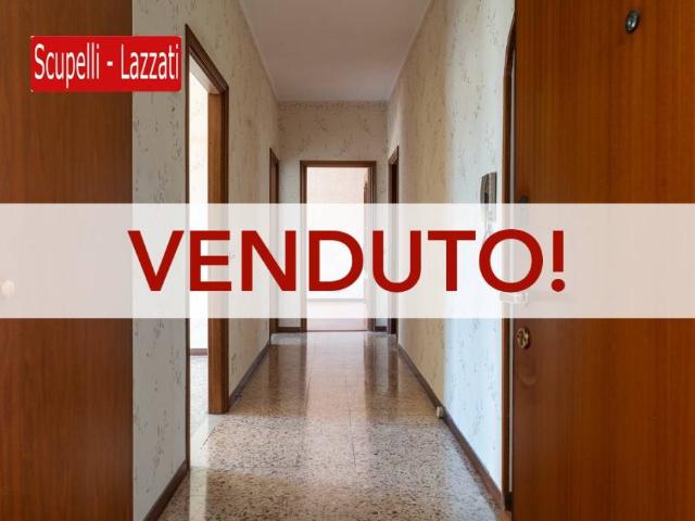 Trilocale in vendita a Voghera via del Popolo