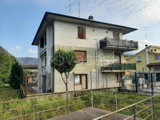 Trilocale in vendita a Volciano, Roè Volciano