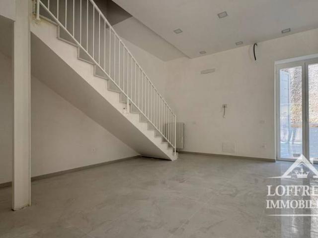 Trilocale in vendita ad Acerra via Virgilio