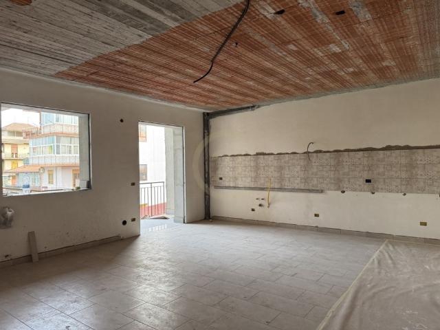 Trilocale in vendita ad Aci Catena via Aldo Moro, 7