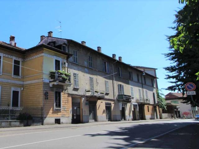 Trilocale in vendita ad Abbiategrasso via Palestro, 27