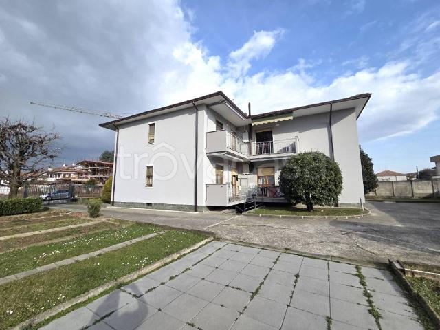 Trilocale in vendita ad Agrate Brianza via Roma, 17