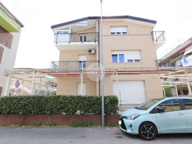 Trilocale in vendita ad Alba Adriatica via flumendosa, 2