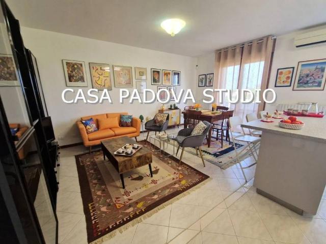 Trilocale in vendita ad Albignasego via Roma