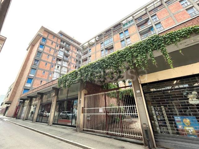 Trilocale in vendita ad Alessandria via Parma, 33, Piazza della Libertà