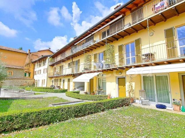 Trilocale in vendita ad Alzano Lombardo via Salesiane, 4b