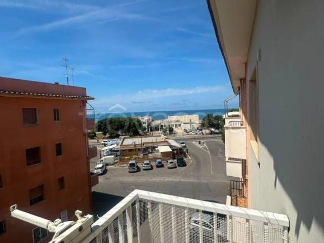 Trilocale in vendita ad Anzio via Cristoforo Colombo, Marechiaro