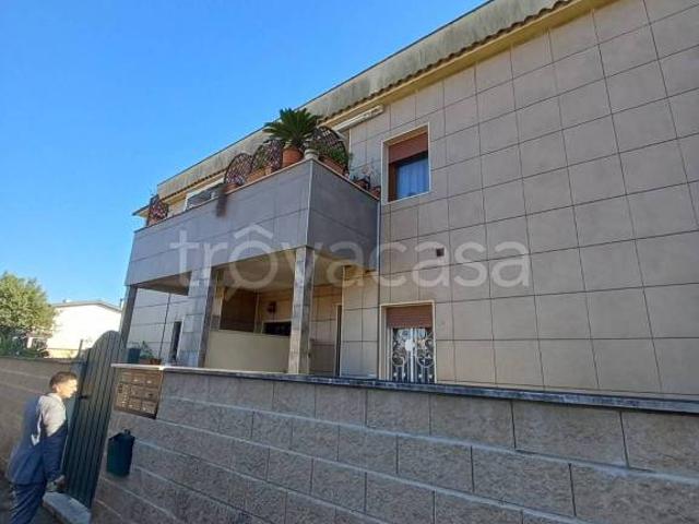 Trilocale in vendita ad Anzio via Angioletti, 5, Stazione Lavinio