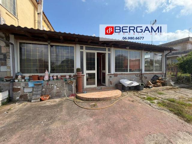 Trilocale in vendita ad Anzio via dell'Armellino, 1, Rinascimento