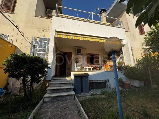 Trilocale in vendita ad Anzio via delle Dalie, 95, Villaggio Giornalisti Poggio