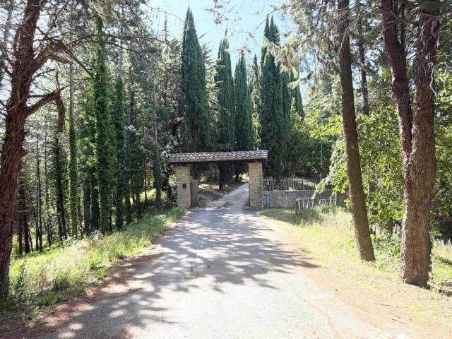 Trilocale in vendita ad Assisi, Costa Di Trex