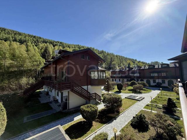 Trilocale in vendita ad Aprica via Europa, 32