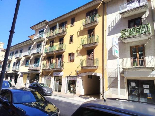 Trilocale in vendita ad Atripalda via roma