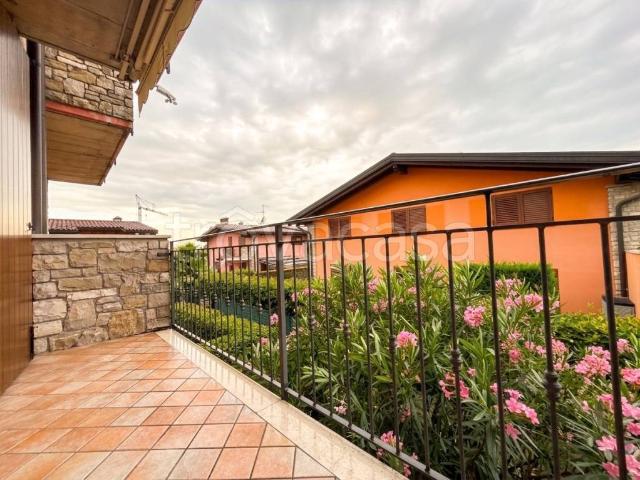 Trilocale in vendita ad Azzano San Paolo