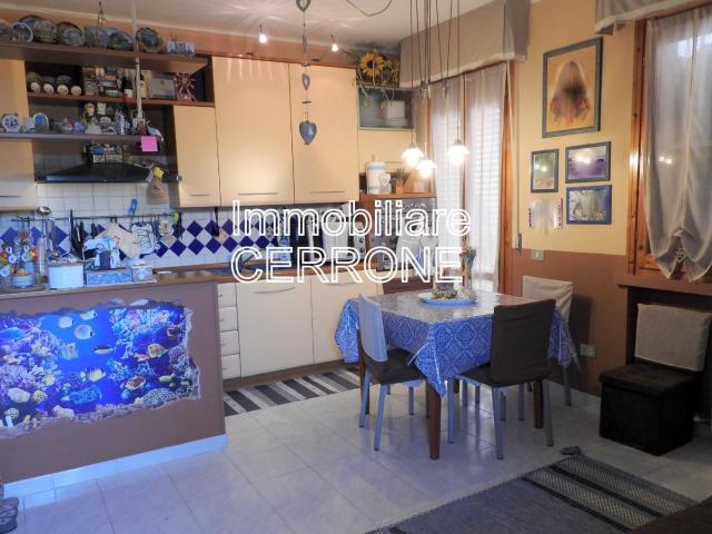 Trilocale in vendita, Cecina marina