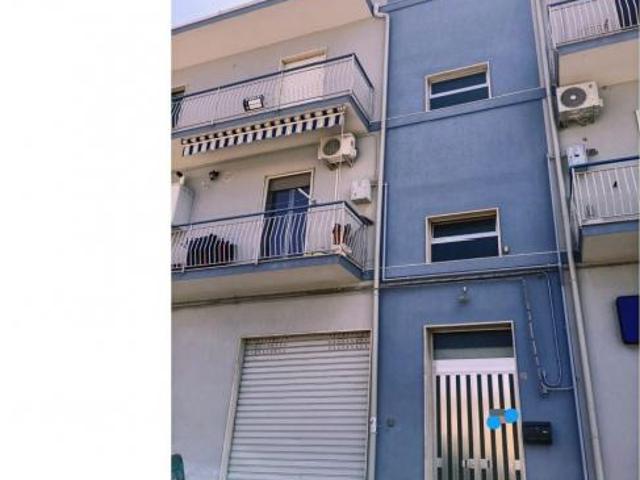 Trilocale in Vendita in Via Salvatore Zappulla a Floridia